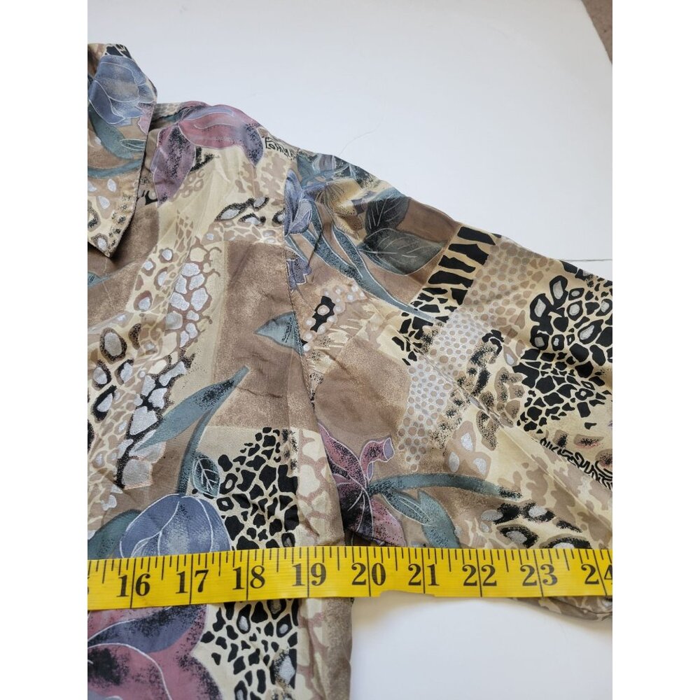 Dress Barn Vintage Colorful Collared Button Down Top 100% Silk Size M Timeless - Picture 11 of 12